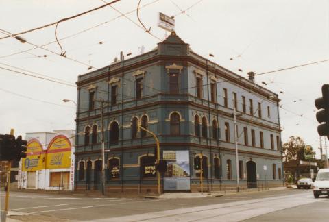 West Brunswick Hotel, Brunswick and Dawson Streets, Brunswick West, 2005