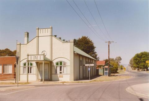 Memorial hall, Barnawatha, 2006