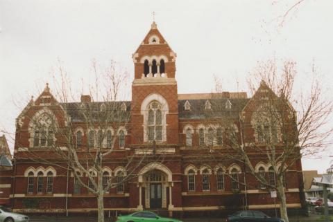 Queensberry Street, North Melbourne, 2006