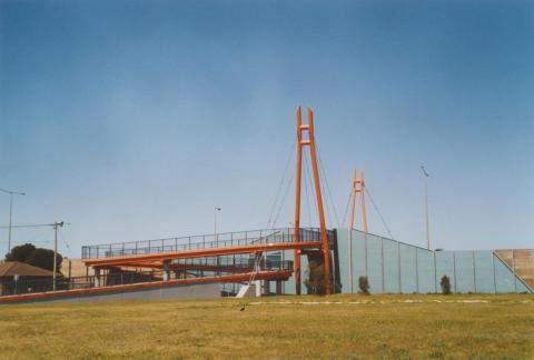 Cameron Avenue bridge, Laverton, 2006