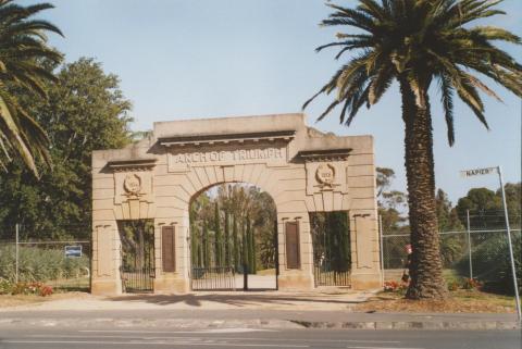 White Hills Botanic Gardens, 2007