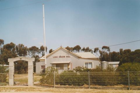 Lake Charm hall, 2007