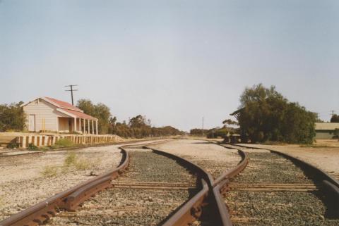 Manangatang railway station, 2007