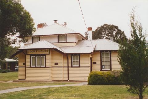 Ouyen Court House, 2007