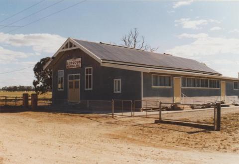 Lorquon memorial hall, 2007