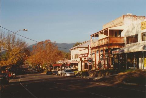 Main street, Healesville, 2008