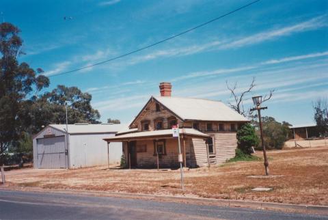 Lillimur CFA and former post office, 2008