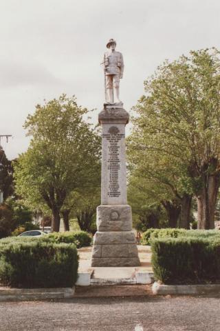 War memorial, Edenhope, 2008