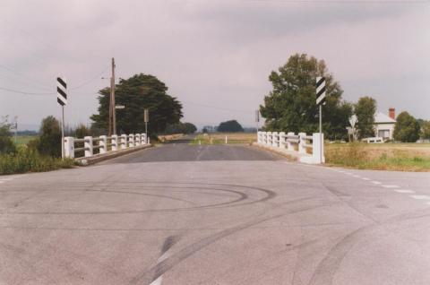 Bridge at 13 Mile Road and Main Drain Road, Vervale, 2010