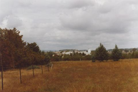 Great Northern, Rutherglen estates in distance, 2010