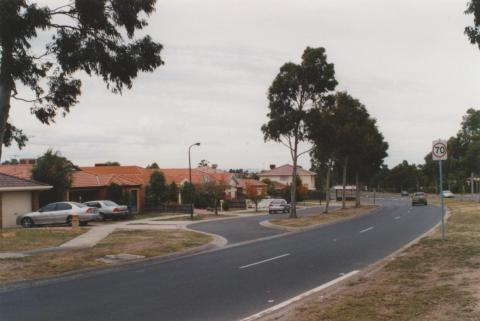 Roxburgh Park Drive, 2010