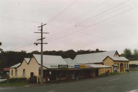 Mount Egerton store and hall, 2010