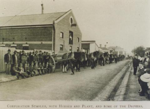 Corporation stables with horses and drivers, Richmond, 1914