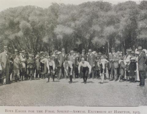 Roman Catholic Church picnic, Hampton, 1914