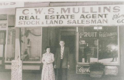 C.W.S. Mullins, Real estate agent, Dunolly