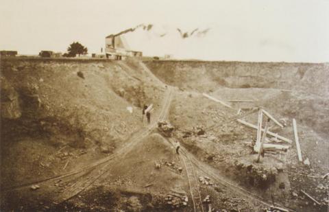 Prahran Council quarry, Brooklyn, 1912