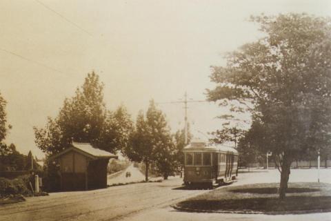 Dandenong Road, Armadale, 1920