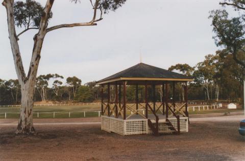 Bandstand (1886) and oval, Tarnagulla, 2010