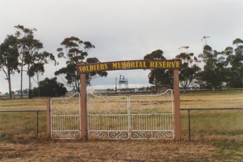 Soldiers Memorial Reserve, Lubeck, 2010