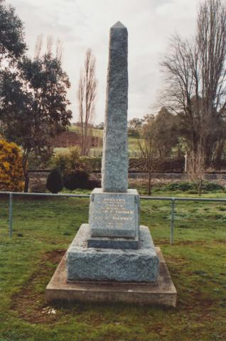 War Memorial, Yapeen, 2010