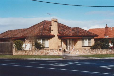 Corner Brewer and Jaspers Road Bentleigh, 2010