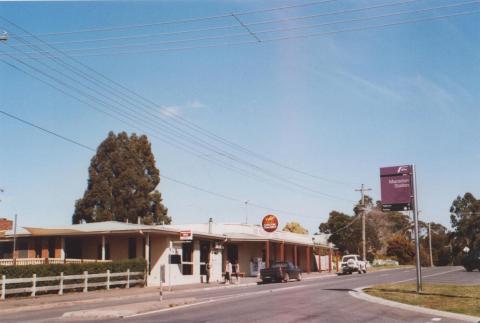 Hotel Macedon, 2010