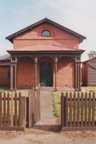 Court House, Huntly, 2010