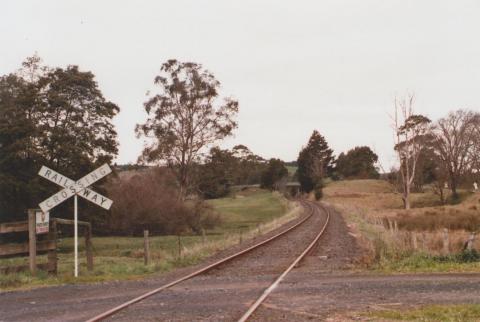 Railway Crossing, Jeetho, 2012