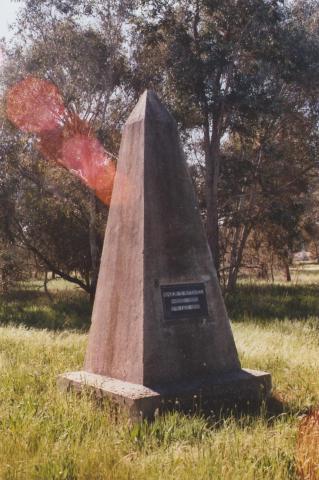 Major Mitchell Monument, Chiltern Valley, 2012