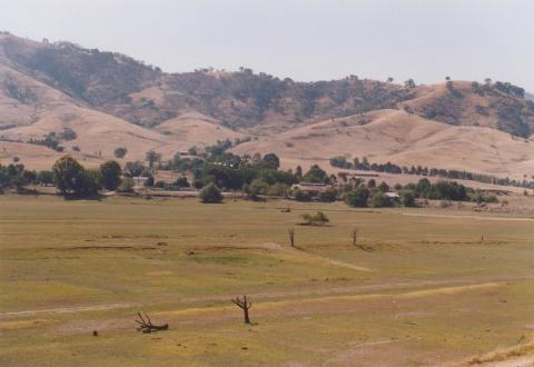 Old Tallangatta across Hume Dam, 2006