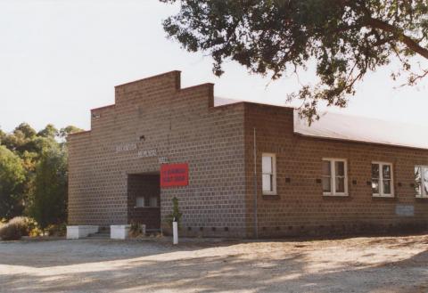 Memorial Hall, Baranduda, 2006