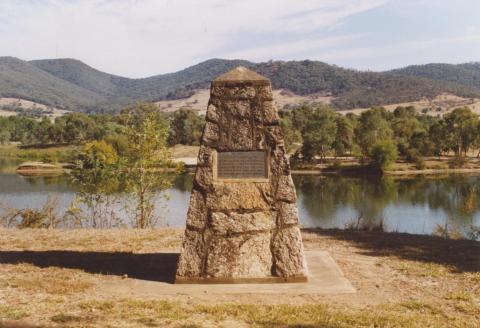 Yackandandah Creek Pool, Allans Flat, 2006