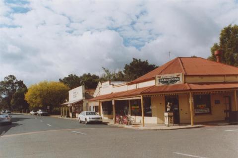 Conness Street East, Chiltern, 2010