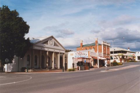 Shire Hall, Alexandra, 2011