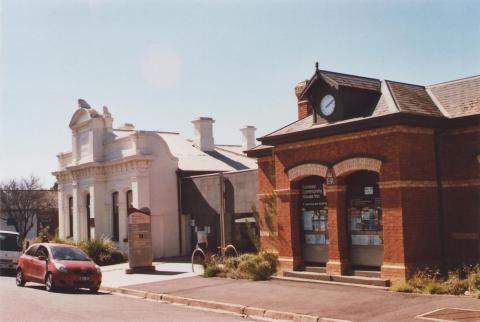 Former Post Office and Shire Office, Romsey, 2012