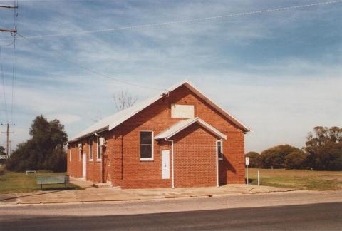 Picola Hall, 2012