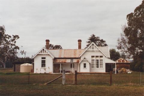 Former school, Balmattum, 2012