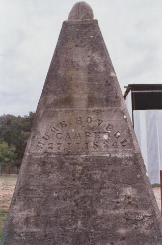 Hume and Hovell Memorial, Wrightley, 2012