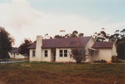 Myer pre-fab house, Eynesbury, 2012