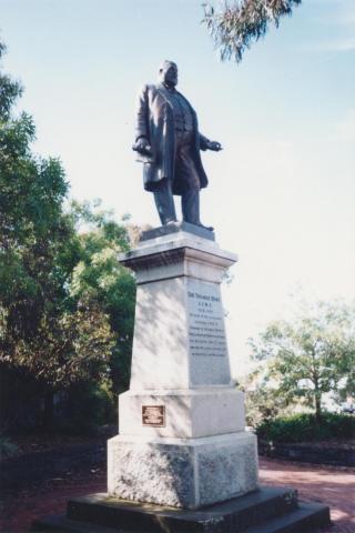 Sir Thomas Bent Statue, Nepean Highway, Brighton