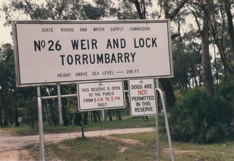 No 26 Weir and Lock, Torrumbarry, 1980