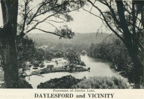 Panorama of Jubilee Lake, Daylesford