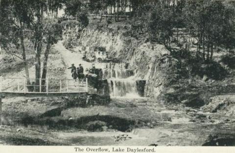 The overflow, Lake Daylesford