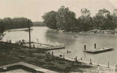 Swimming Pool, Echuca