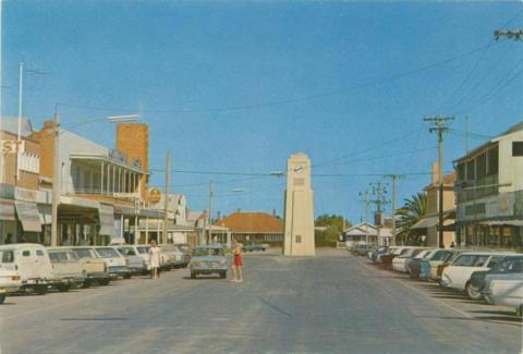 Victoria Street looking to the Clock Tower, Kerang