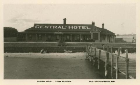 Central Hotel, Lakes Entrance