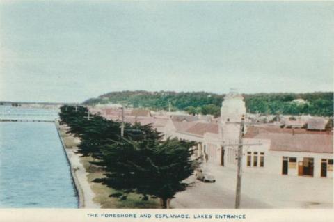 The Foreshore and Esplanade, Lakes Entrance, 1955