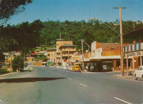 Mount Joy Parade, Lorne