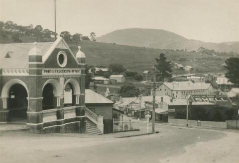 Omeo from Post Office Steps