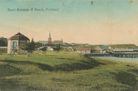 Band Rotunda and Beach, Portland